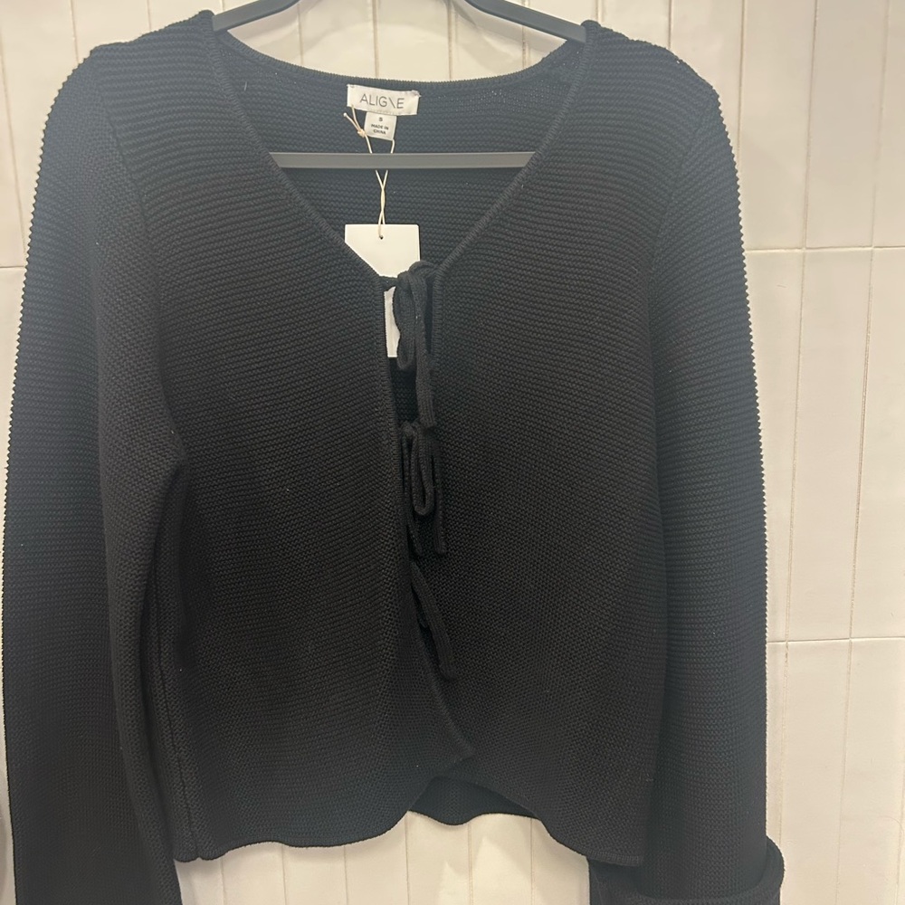 Aligne Black Women's Sweater
